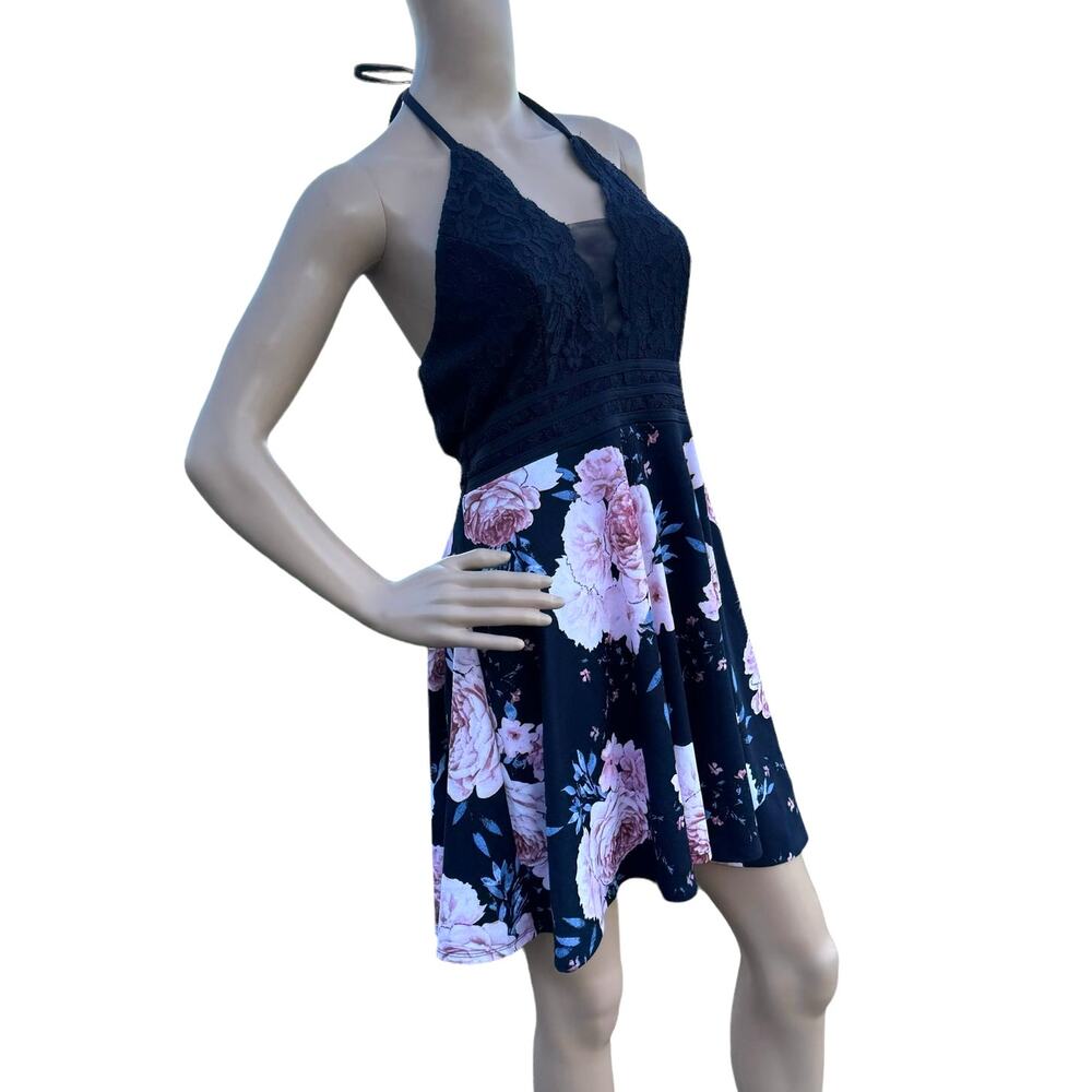 Xtraordinary Floral Lace Halter Mini Dress L